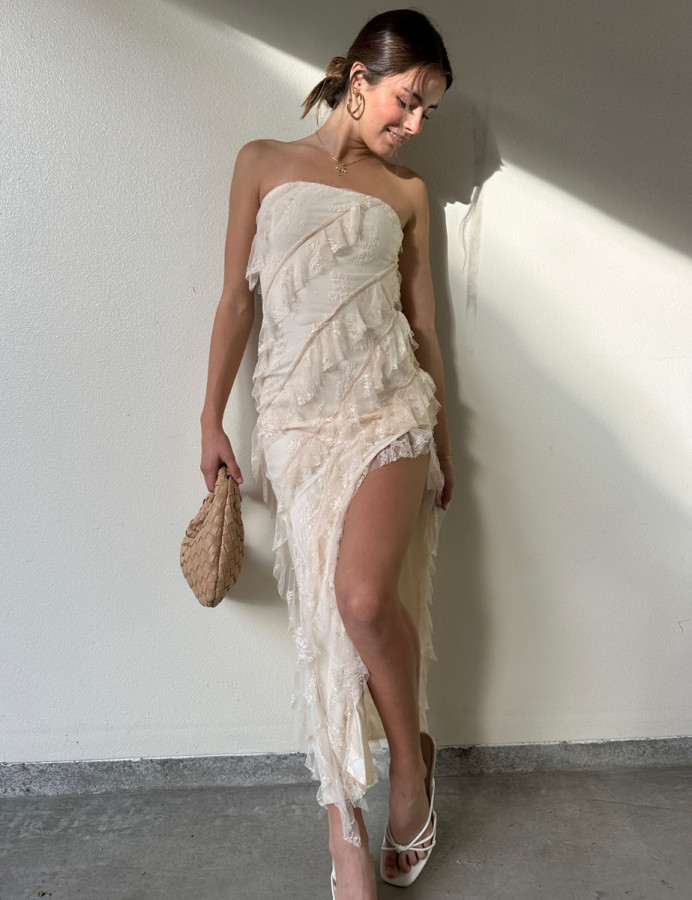 Looking for discount lace dresses