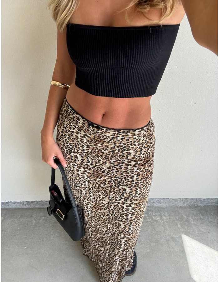 Mid length leopard skirts queen hotsell