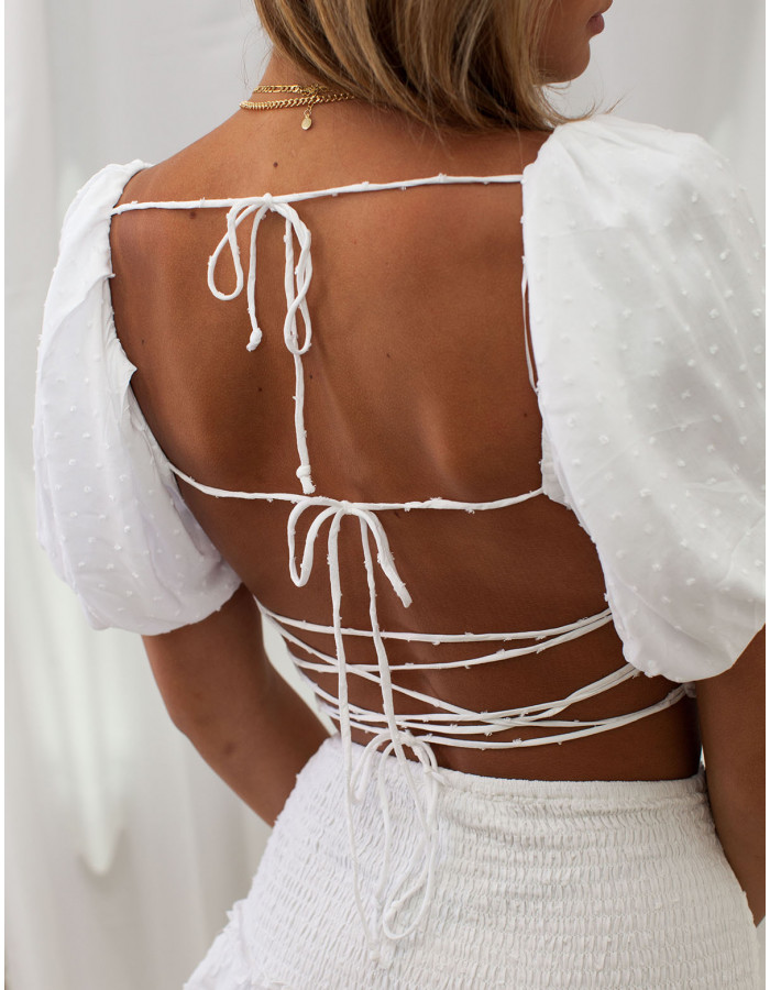 Be Right Back White Top | Isabelles's Cabinet